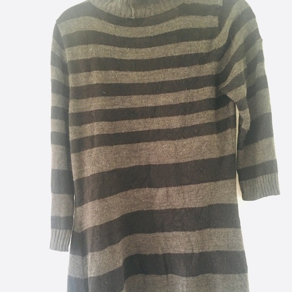 Cozy Striped Sweater - Picture 3 of 3